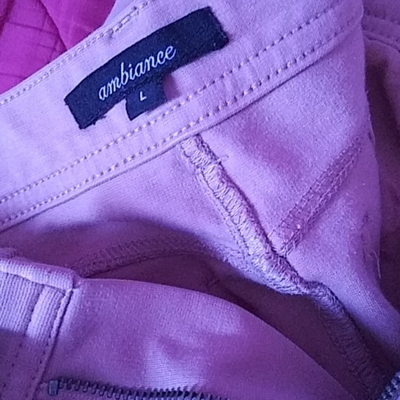 Pink jeans - Picture 2 of 2